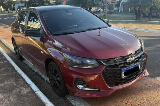 CHEVROLET ONIX 1.0 TURBO FLEX RS AUTOMÁTICO